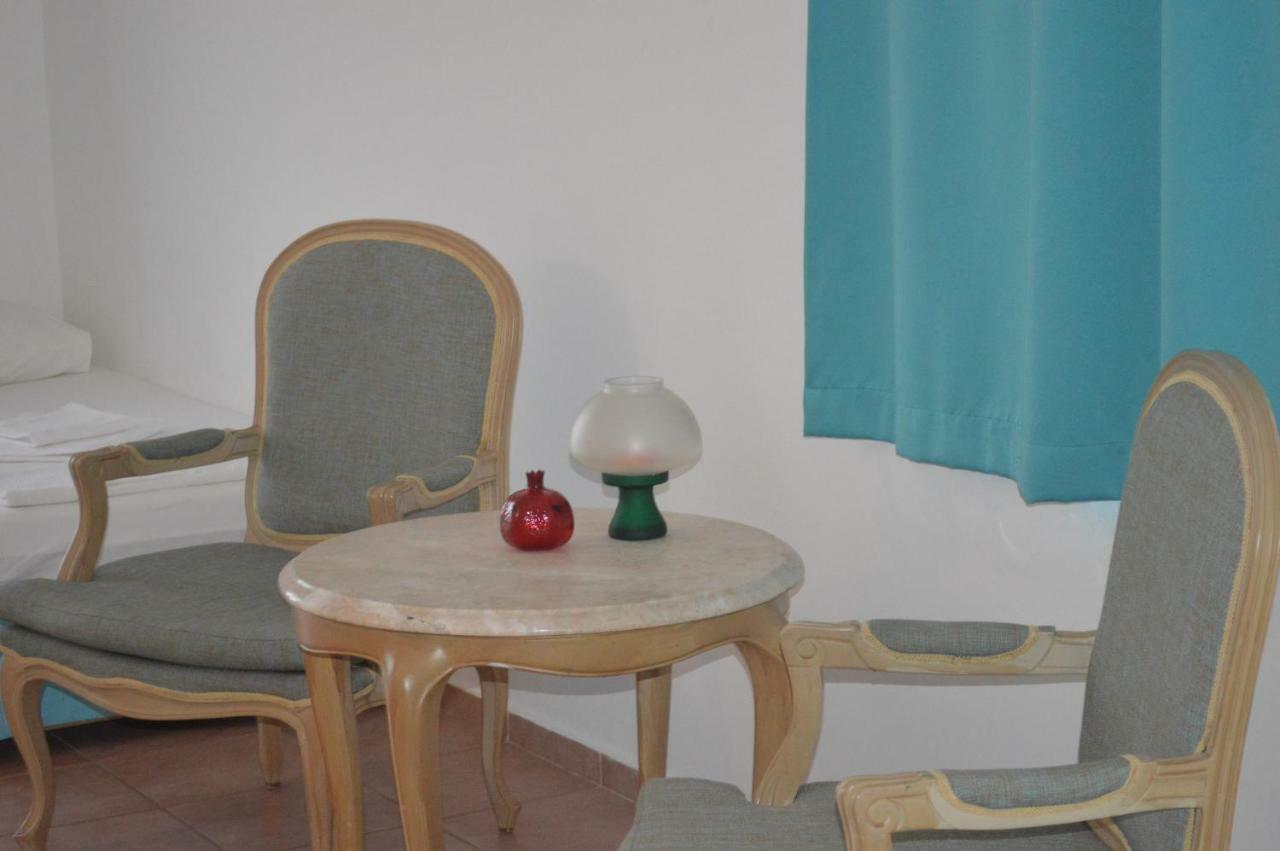 קס Miramar Pansiyon מראה חיצוני תמונה